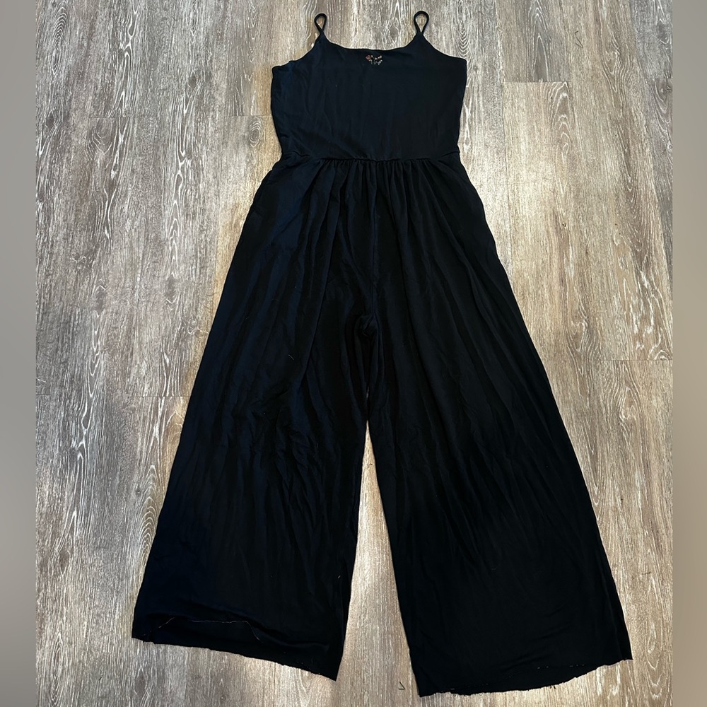 Purusha People 1x black jumpsuit w/ small flowers